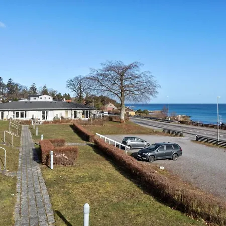 Annelie - 100m From The Sea By Interhome